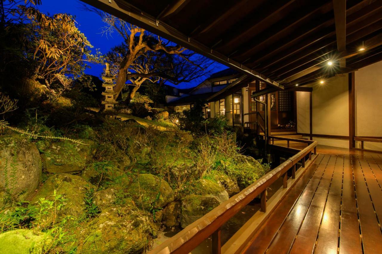 Shirakabeso Hotel Izu  Exterior photo